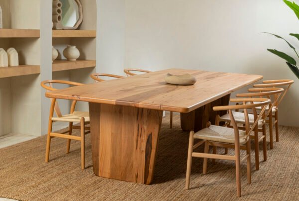 Muebles de madera maciza